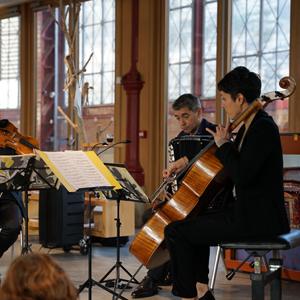250330_trio-evea-300